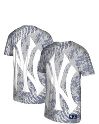Mitchell & Ness Gray New York Yankees Jumbotron T Shirt