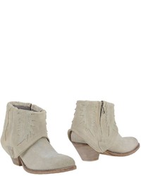 HTC Ankle Boots