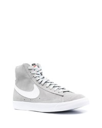 Nike Blazer Mid 77 Hi Top Sneakers