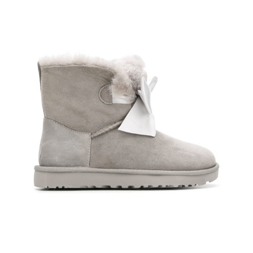 uggs with bow in the front