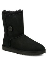 UGG Classic Bailey Short Button Boots