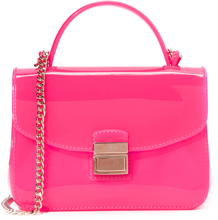 Розовая сумка через плечо. Сумка Furla Candy Bag. Сумка фурла Pink. Сумочка Furla Pink. Сумка фурла розовая.