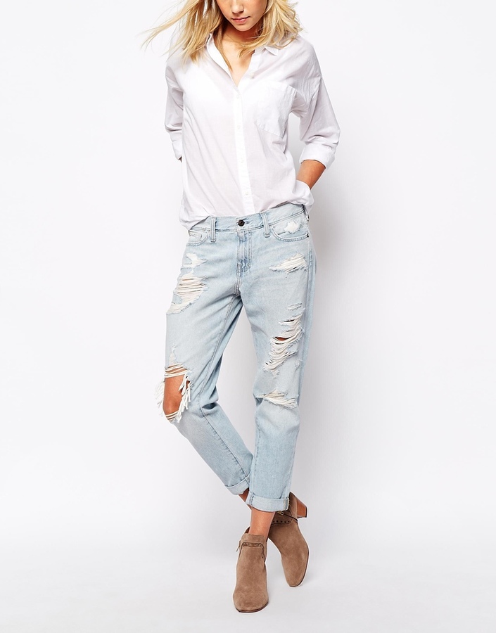abercrombie and fitch boyfriend jeans