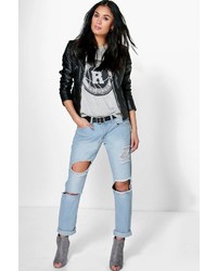 Boohoo Sophie Mom Jeans With Rips