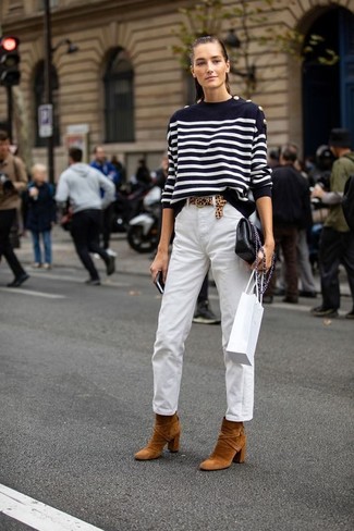 White Chinos Outfits For Women: 