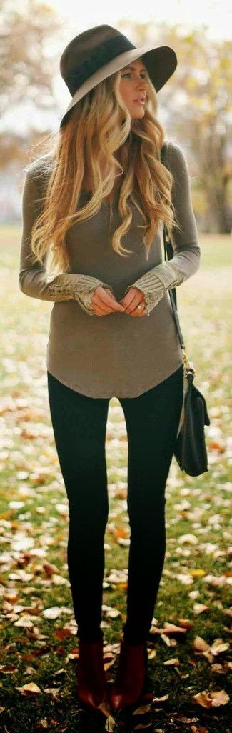 Olive V-neck Sweater Outfits For Women: 