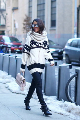 White Print Oversized Sweater Outfits: 