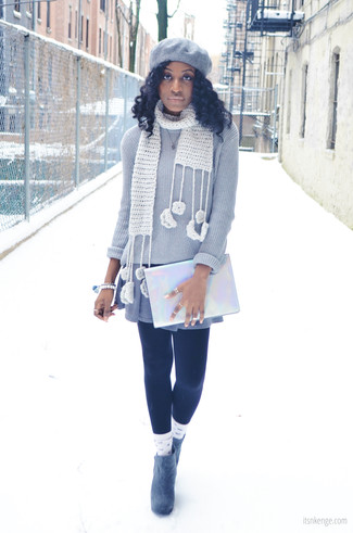 Grey Beret Outfits: 