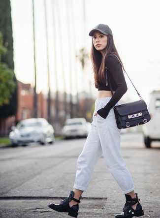 Charcoal Cap Outfits For Women: 