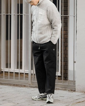 Grey Fleece Zip Sweater Outfits For Men: 