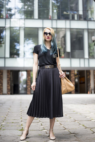 Black and Gold Embellished Leather Waist Belt Outfits: 