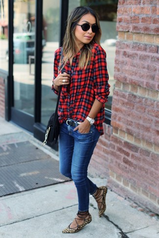 Red Plaid Dress Shirt Outfits For Women: 