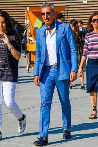Blue Paisley Bandana Outfits For Men: 