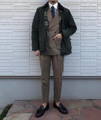 Olive Barn Jacket Outfits: Putting together an olive barn jacket with a brown suit is an amazing pick for a stylish and elegant ensemble. When in doubt about the footwear, stick to a pair of black leather tassel loafers.
