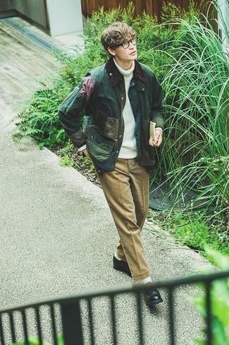 Barn Jacket Outfits: This casual combo of a barn jacket and khaki chinos is super easy to throw together in no time, helping you look sharp and prepared for anything without spending too much time digging through your closet. Black leather derby shoes are a fail-safe way to bring a dash of elegance to this outfit.