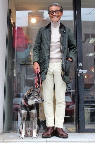 Olive Barn Jacket Outfits: Look stylish yet laid-back in an olive barn jacket and white chinos. Complete your ensemble with a pair of burgundy leather desert boots and off you go looking dashing.