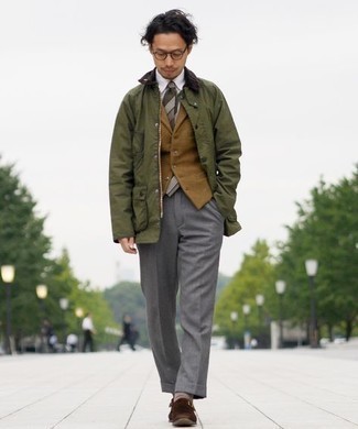 Olive Tie Outfits For Men: To look neat and dapper, consider teaming an olive barn jacket with an olive tie. The whole ensemble comes together perfectly if you complement your look with dark brown suede monks.