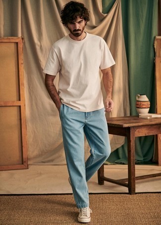 Tan Crew-neck T-shirt Outfits For Men: 