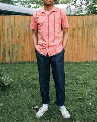 Pink Vertical Striped Short Sleeve Shirt Outfits For Men: 