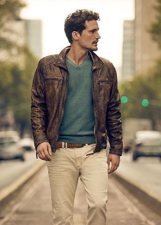 Dark Brown Leather Bomber Jacket Outfits For Men: 