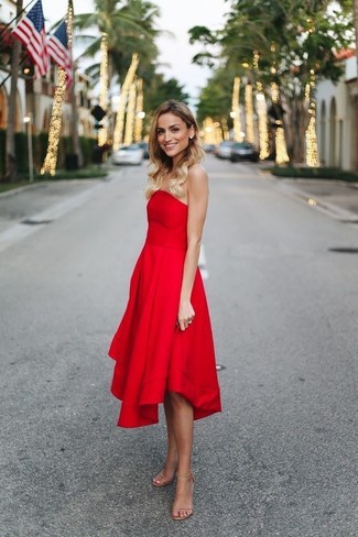 Red Party Dress Outfits: 