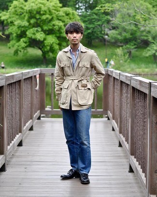 Beige Military Jacket Outfits For Men: Consider wearing a beige military jacket and navy jeans for a neat and relaxed and fashionable outfit. Rev up the appeal of this ensemble by slipping into black leather derby shoes.