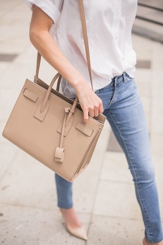 Women's Tan Leather Crossbody Bag, Beige Leather Pumps, Light Blue Skinny Jeans, White Short Sleeve Button Down Shirt