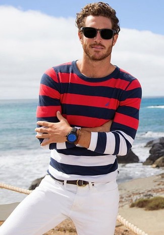Multi colored Crew-neck Sweater Outfits For Men: 