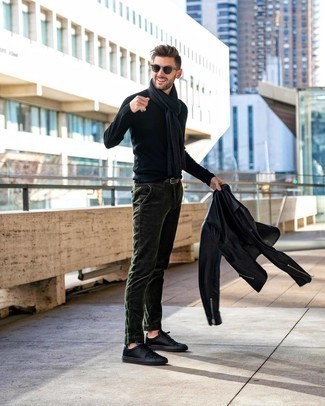 Dark Green Corduroy Chinos Outfits: If you would like take your casual fashion game up a notch, consider pairing a black leather biker jacket with dark green corduroy chinos. Introduce a pair of black leather low top sneakers to this getup and ta-da: this outfit is complete.