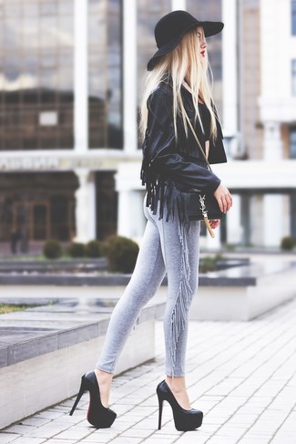 Grey Leggings with Pumps Outfits (3 ideas & outfits)
