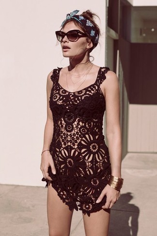 Black Crochet Cover-up Outfits: 