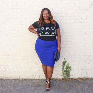 Black Crew-neck T-shirt Outfits For Women: A black crew-neck t-shirt and a blue pencil skirt are wonderful staples that will integrate nicely within your day-to-day off-duty wardrobe. White and black leather heeled sandals are an easy way to add an extra dose of chic to this ensemble.
