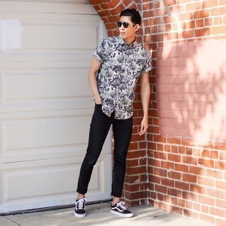White and Black Floral Short Sleeve Shirt Outfits For Men: 