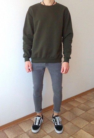Teal Sweatshirt Outfits For Men: 