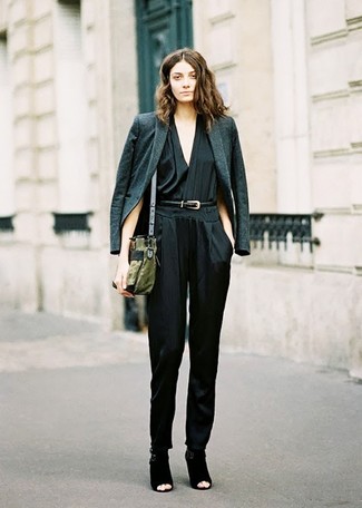 Dark Green Blazer Outfits For Women: 
