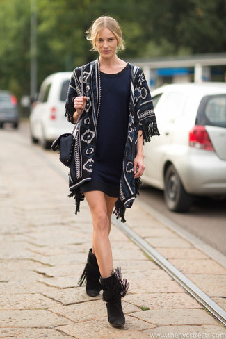 Navy Print Poncho Outfits: 