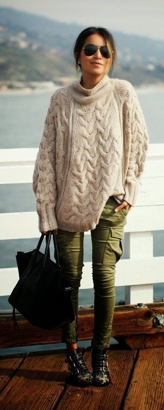 Tan Knit Oversized Sweater Outfits: 