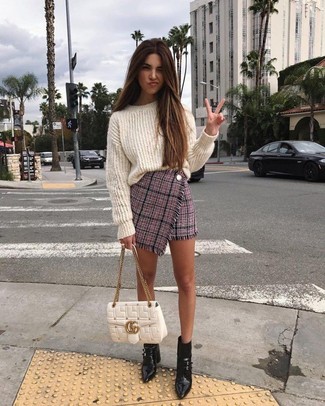 White Knit Oversized Sweater Smart Casual Outfits: 