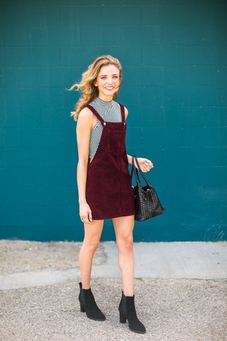 Burgundy Overall Dress Outfits: 
