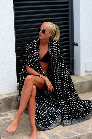 Black and White Polka Dot Cover-up Outfits: 