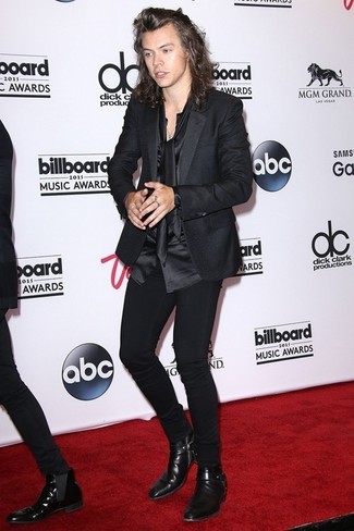 Harry Styles wearing Black Blazer, Black Silk Dress Shirt, Black Skinny Jeans, Black Leather Chelsea Boots