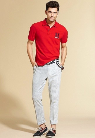 Black and White Horizontal Striped Canvas Belt Outfits For Men: 