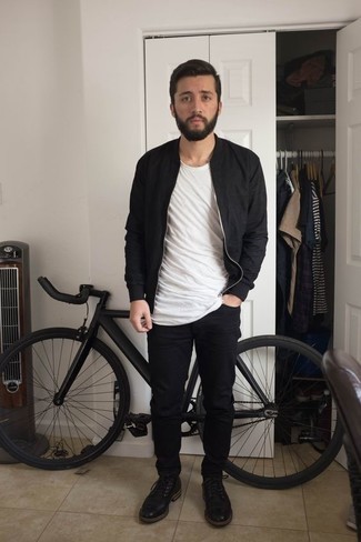 This casual combination of a black bomber jacket and black jeans is a tested option when you need to look cool but have no time to spare. To give your overall outfit a dressier spin, complete your outfit with black leather casual boots.