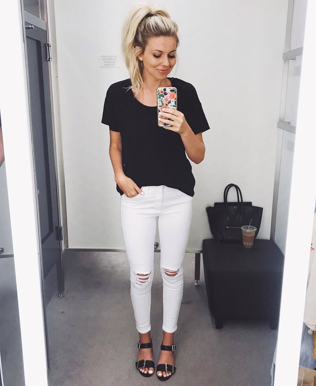 Women's Black Crew-neck T-shirt, White Ripped Skinny Jeans, Black Leather Flat  Sandals | Lookastic