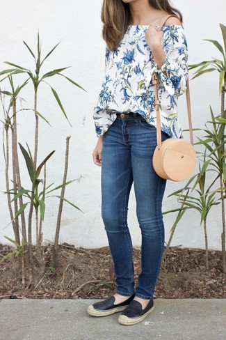Skinny Jeans with Espadrilles Summer Outfits: 