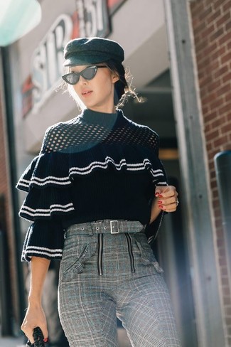 Black Ruffle Crew-neck Sweater Outfits For Women: 