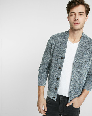 Grey Knit Cardigan Outfits For Men: 