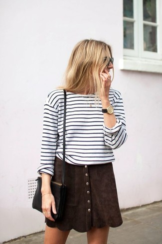 Dark Brown Button Skirt Outfits: 