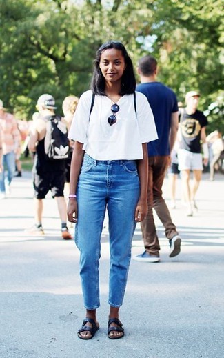 Blue Jeans with Flat Sandals Outfits: 