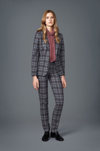 Charcoal Suit Outfits For Women: 